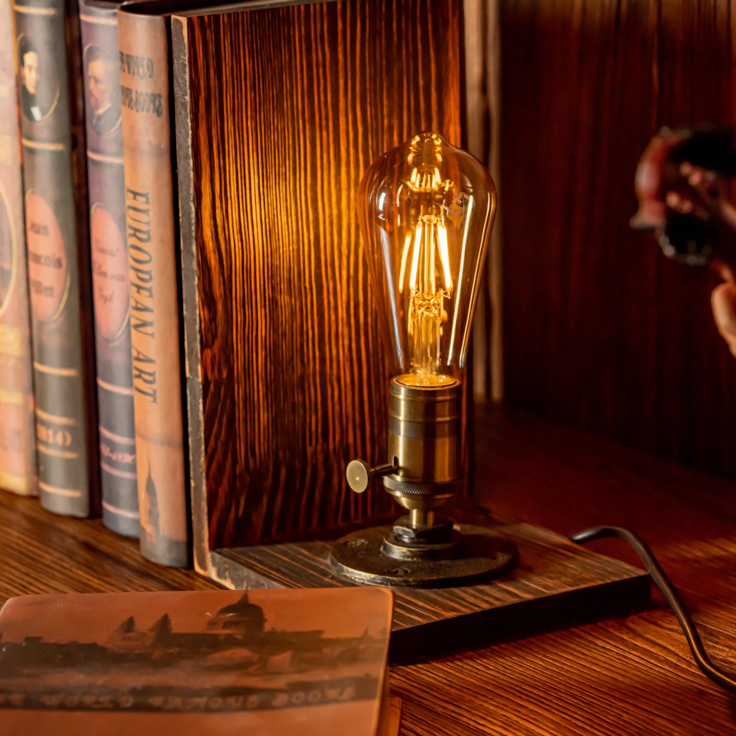 Myst Steampunk Handgefertigte Vintage Verstellbare Pfeifenlampe