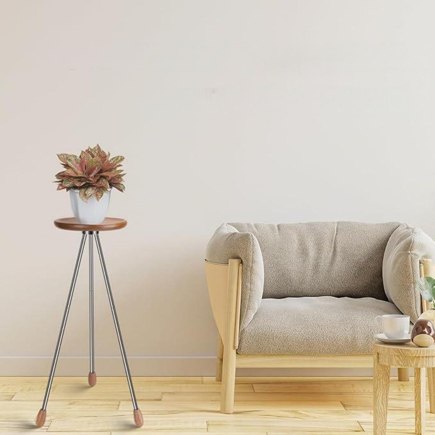 Vesalen Alto Pedestal Table