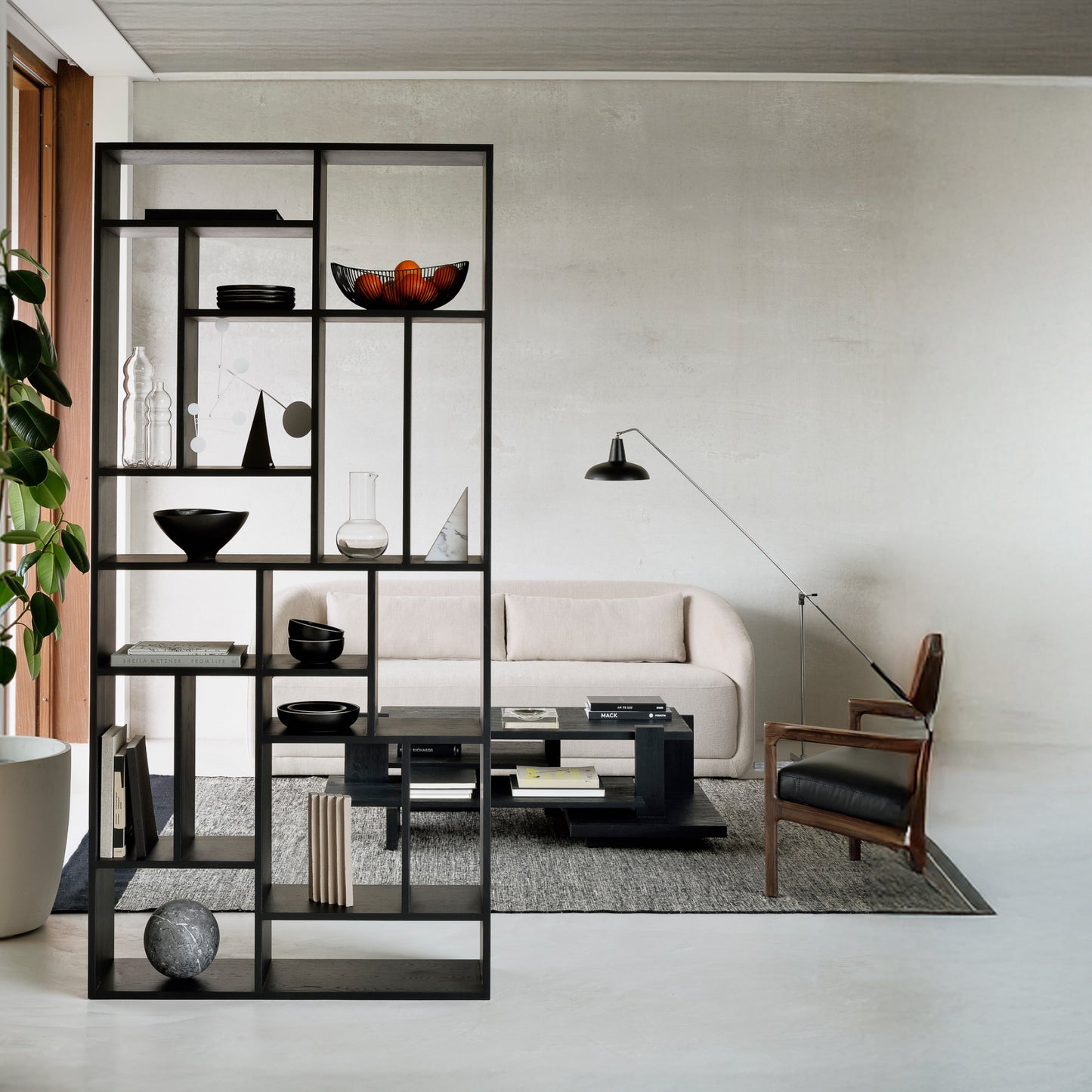 Von Mondrian inspiriertes M-Rack