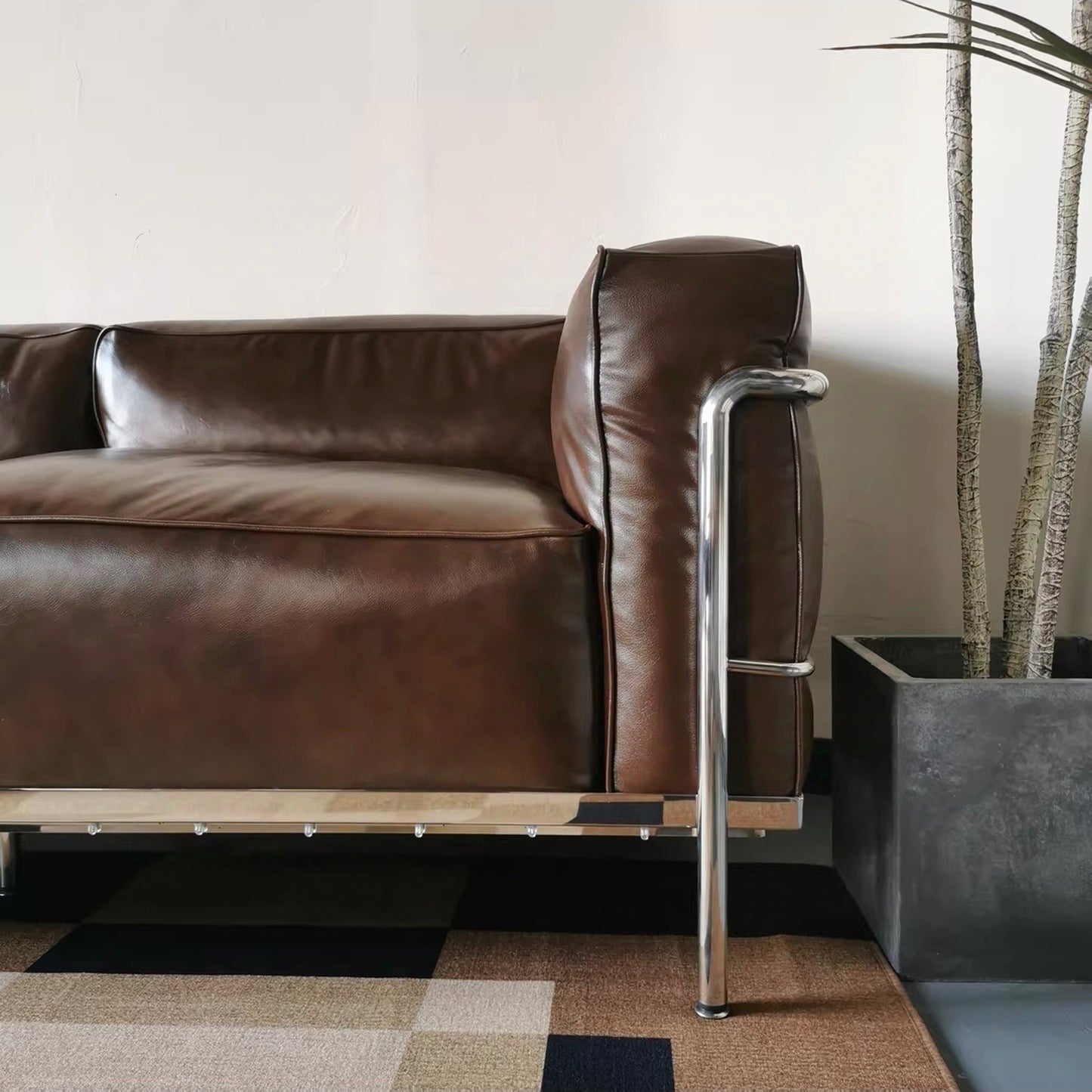 LC3 Grand Confort Sofa by Le Corbusier