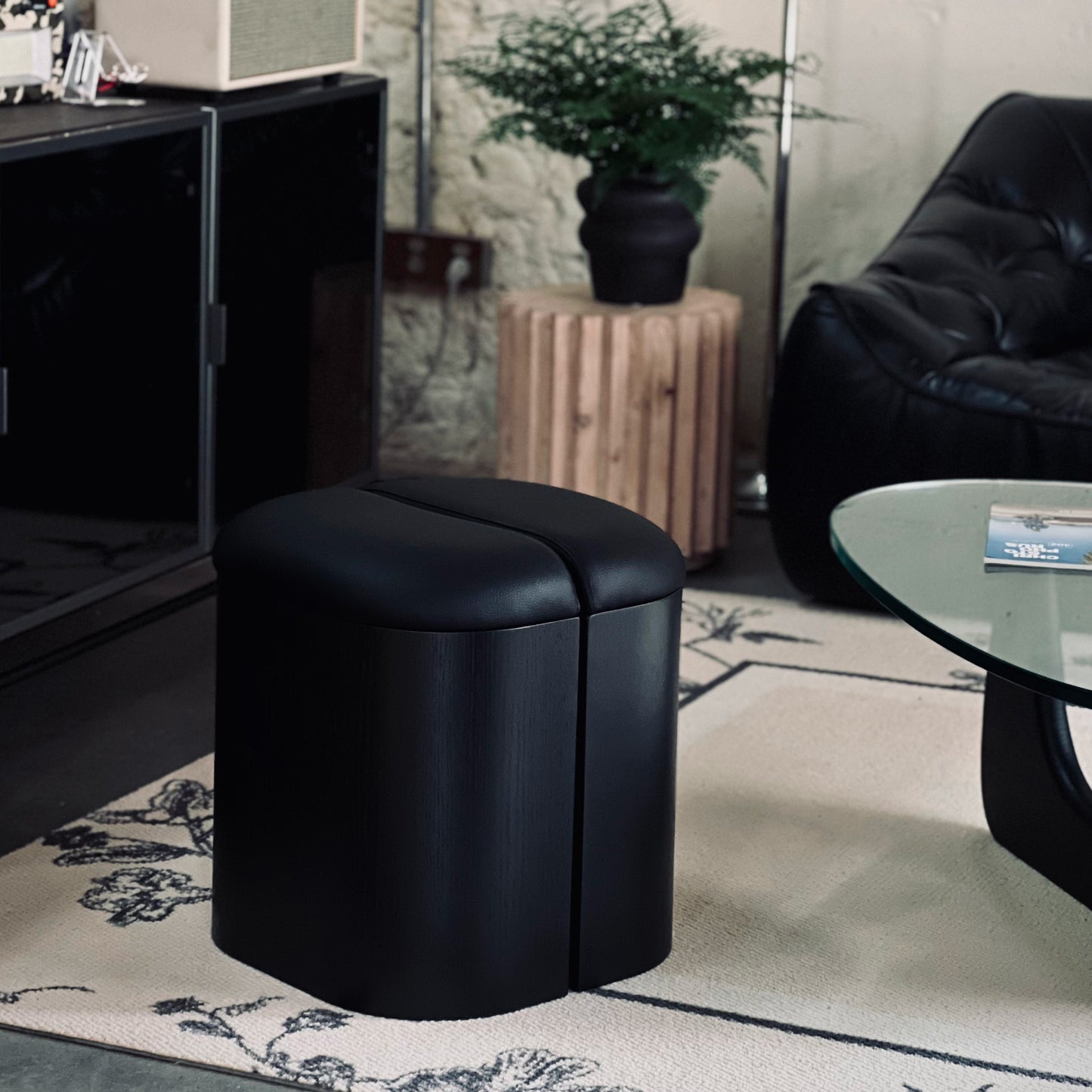 Aire Stool by Estudio Persona