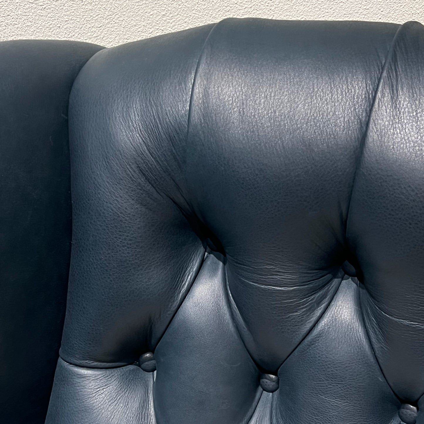 Tufted Accent Chair with Decorative Stitching
