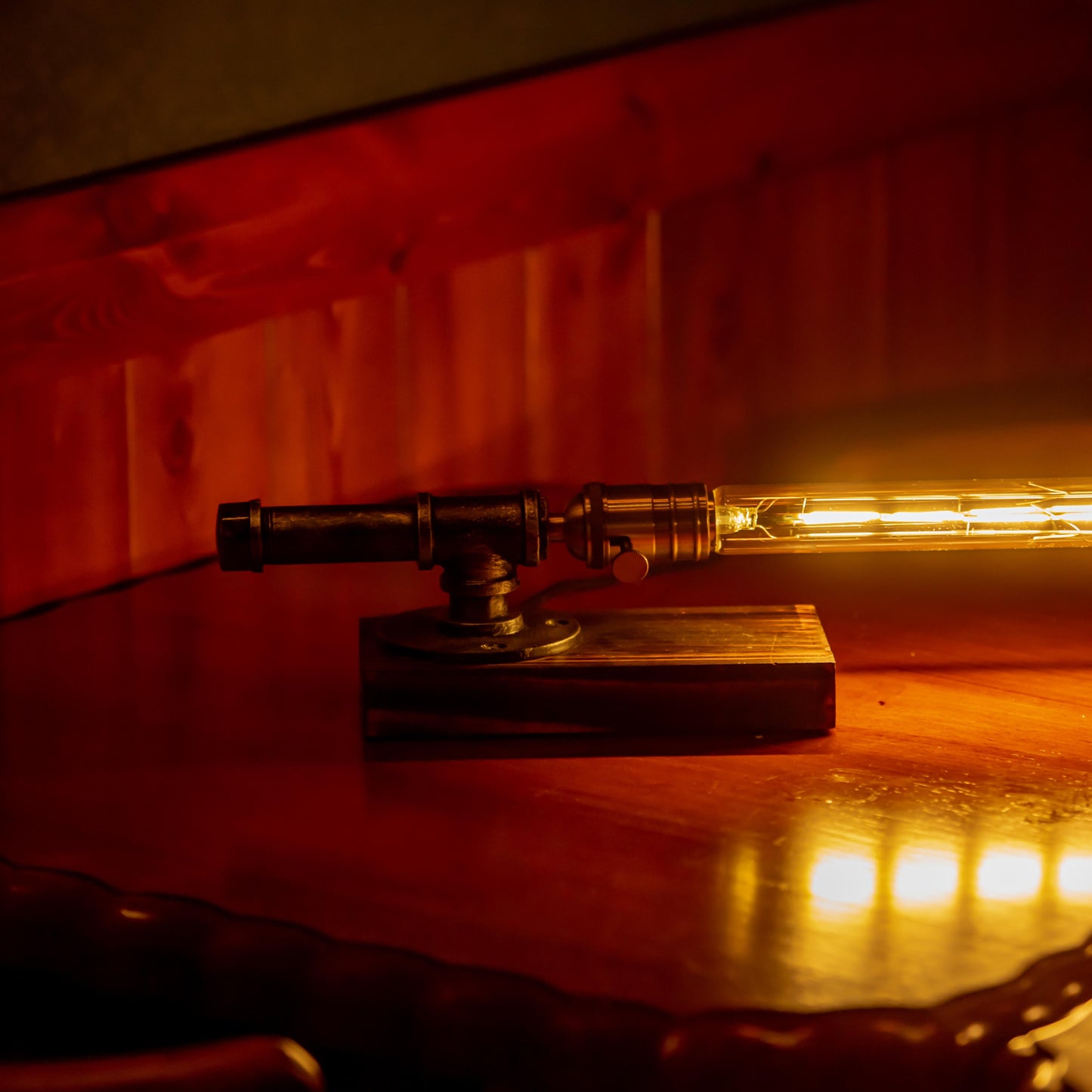 Echo Steampunk Handmade Vintage Adjustable Pipe Lamp