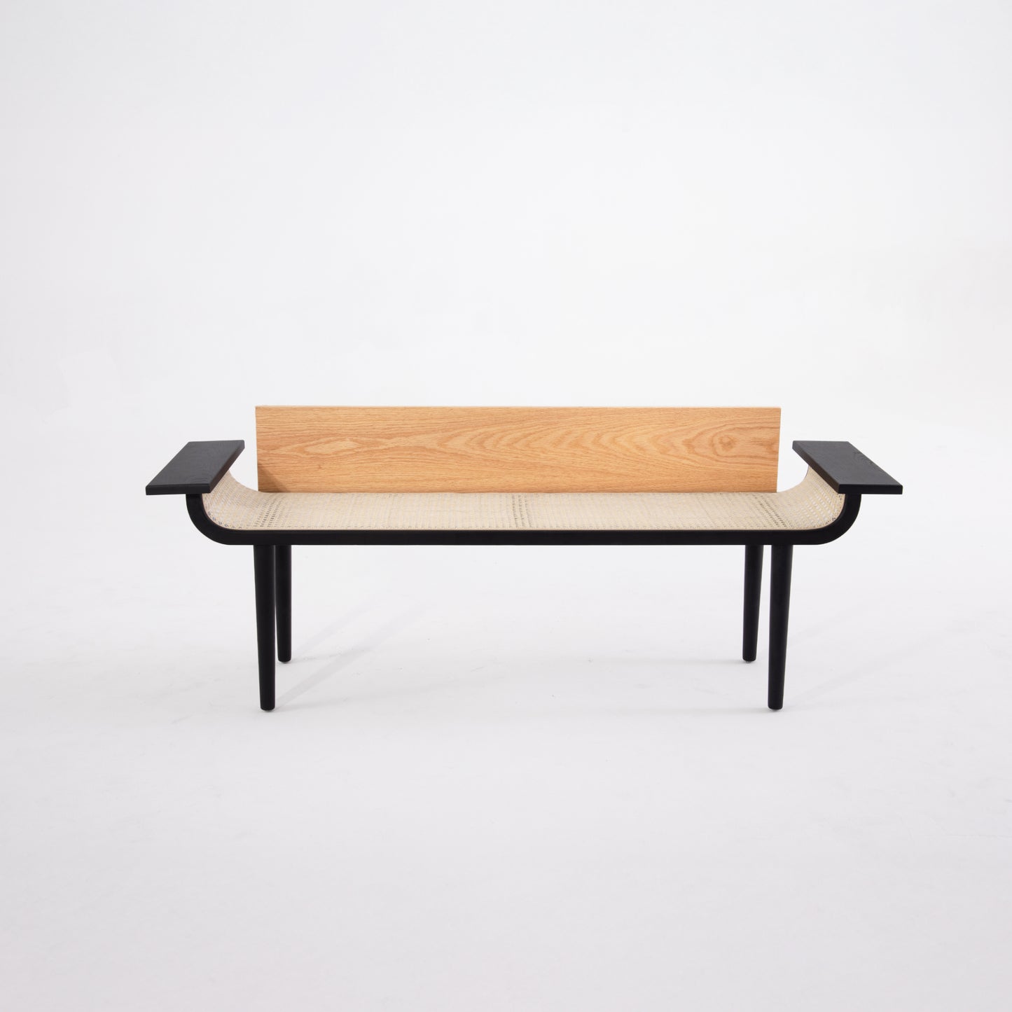 Moving Tatami Bench by José Lévy