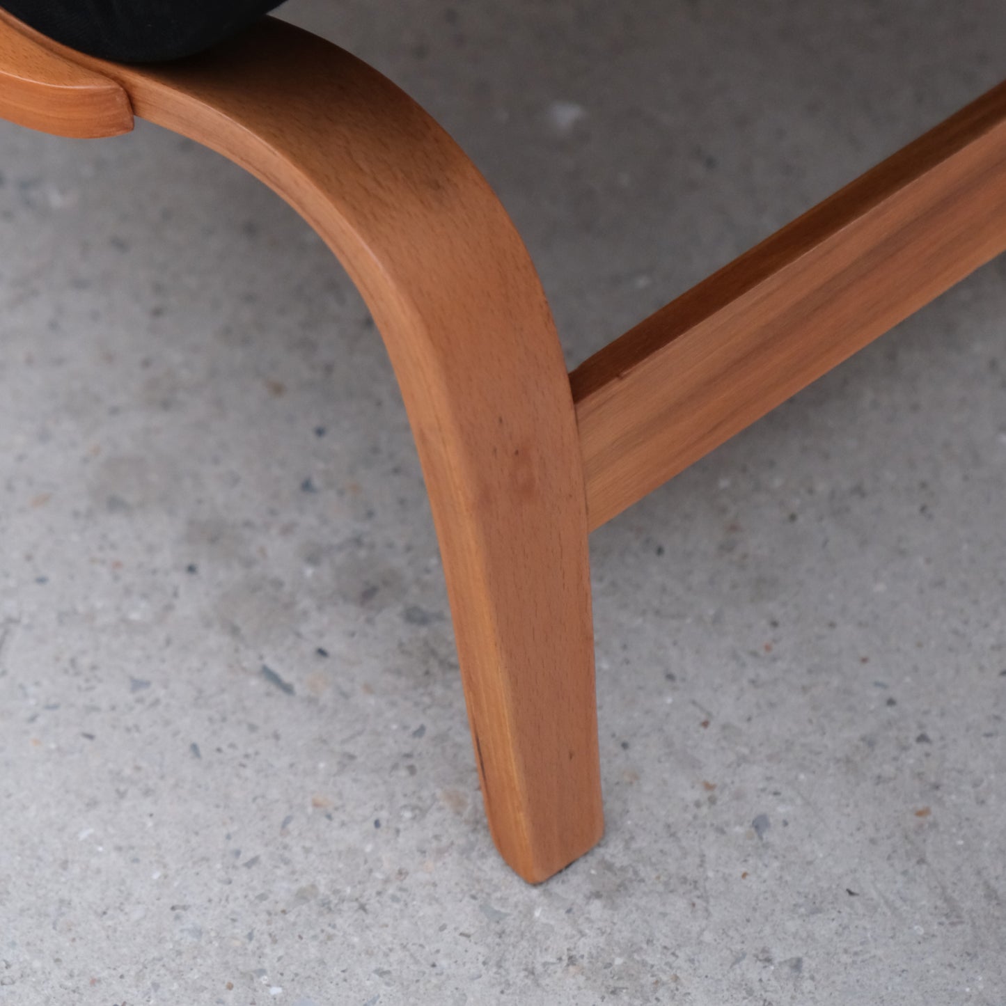 Pernilla Lounge Chair