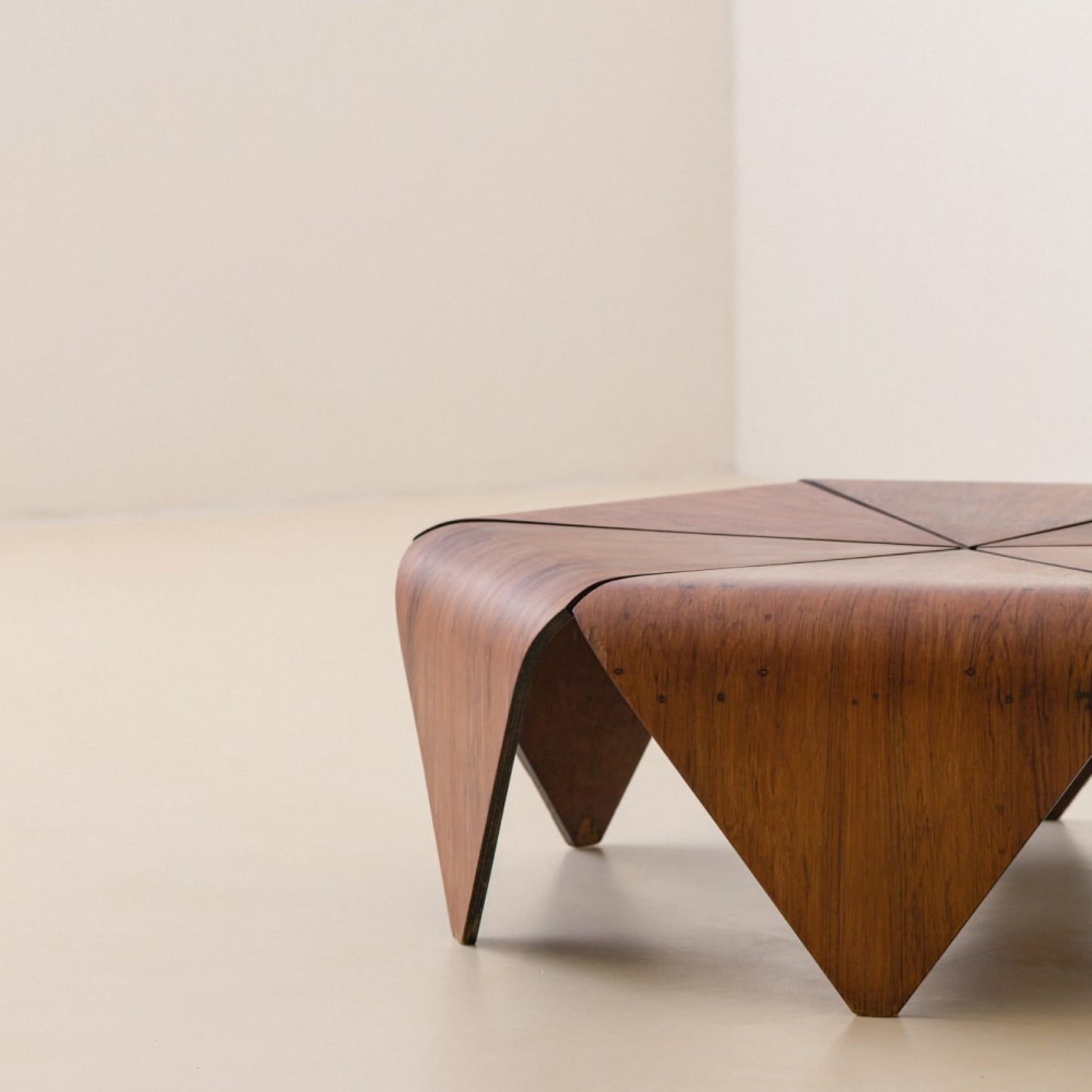 Petalas Coffee Table by Jorge Zalszupin
