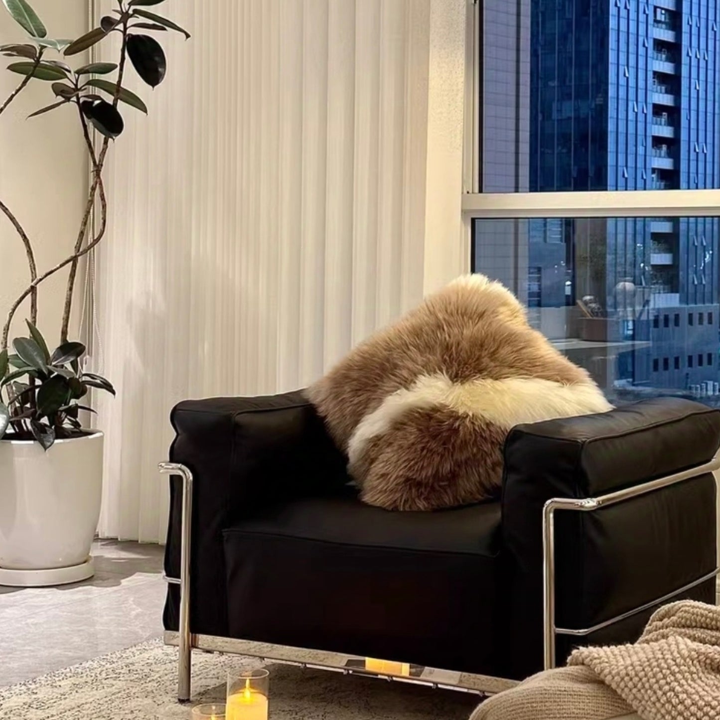 LC3 Grand Confort Sofa by Le Corbusier