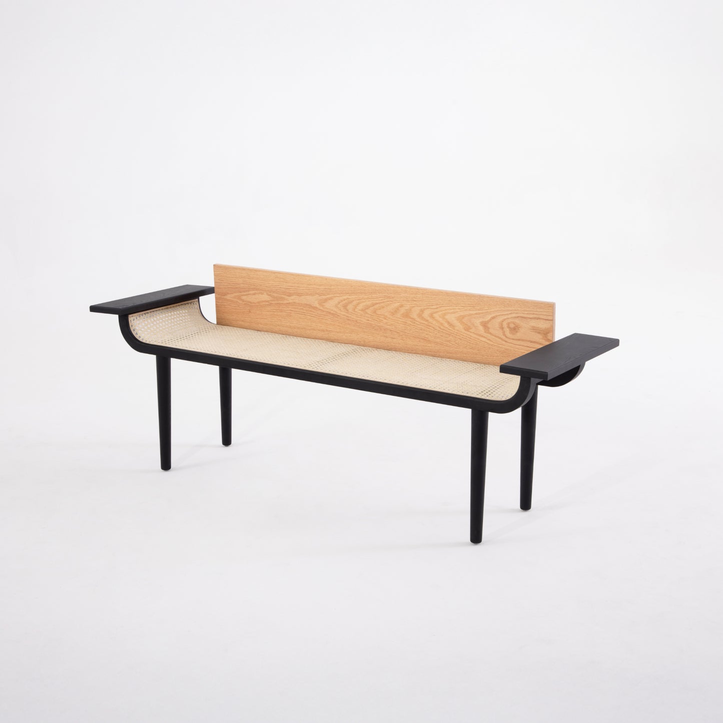 Moving Tatami Bench by José Lévy