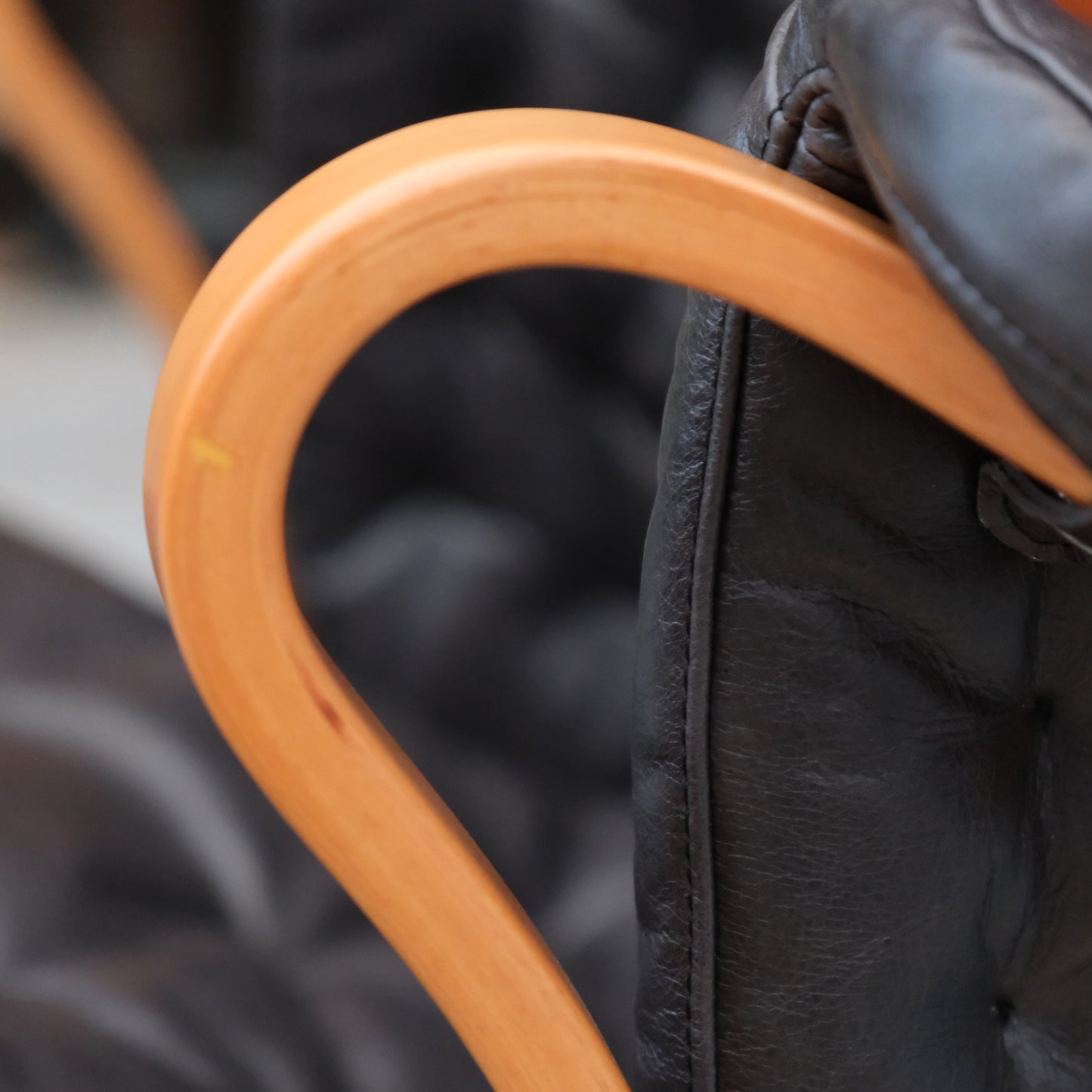 Pernilla Lounge Chair