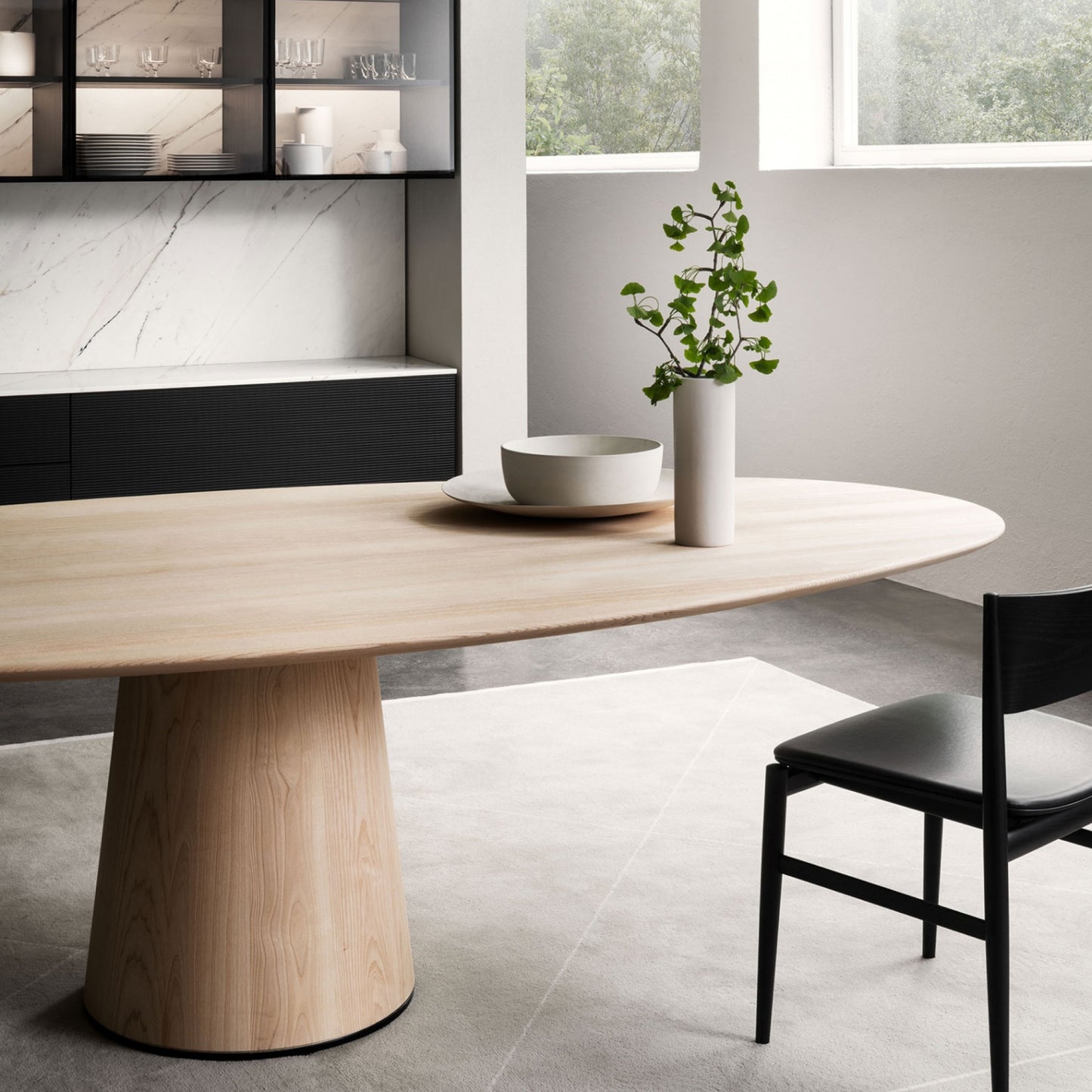 Materic Ovale Dining Table