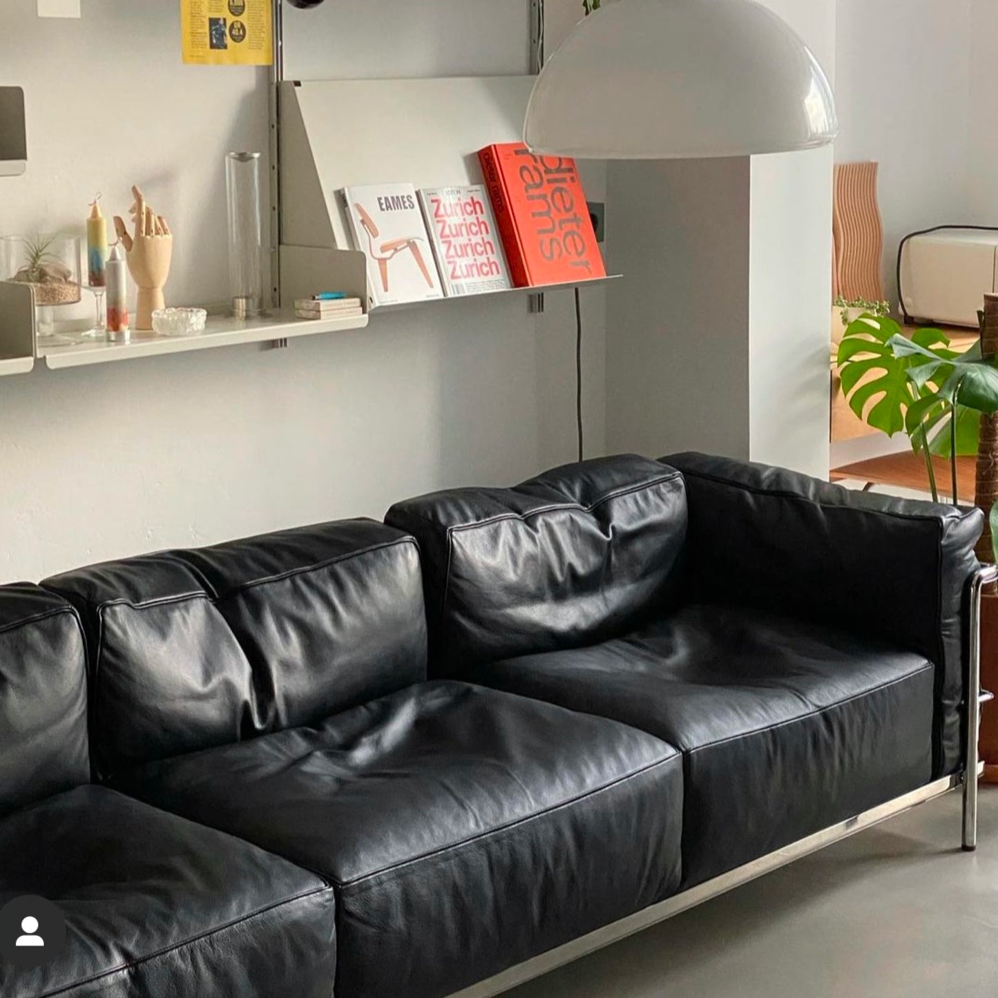 LC3 Grand Confort Sofa by Le Corbusier
