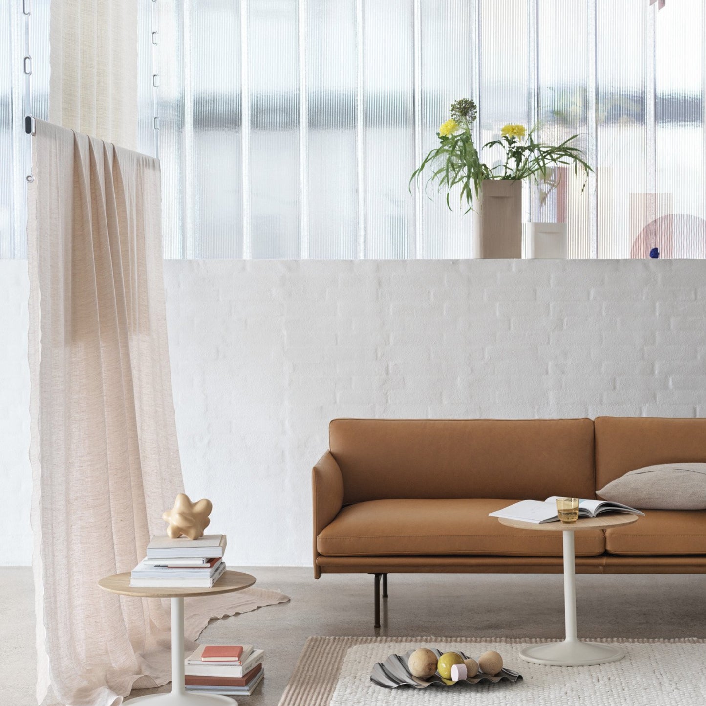 Outline Sofa Chaise Longue by Muuto