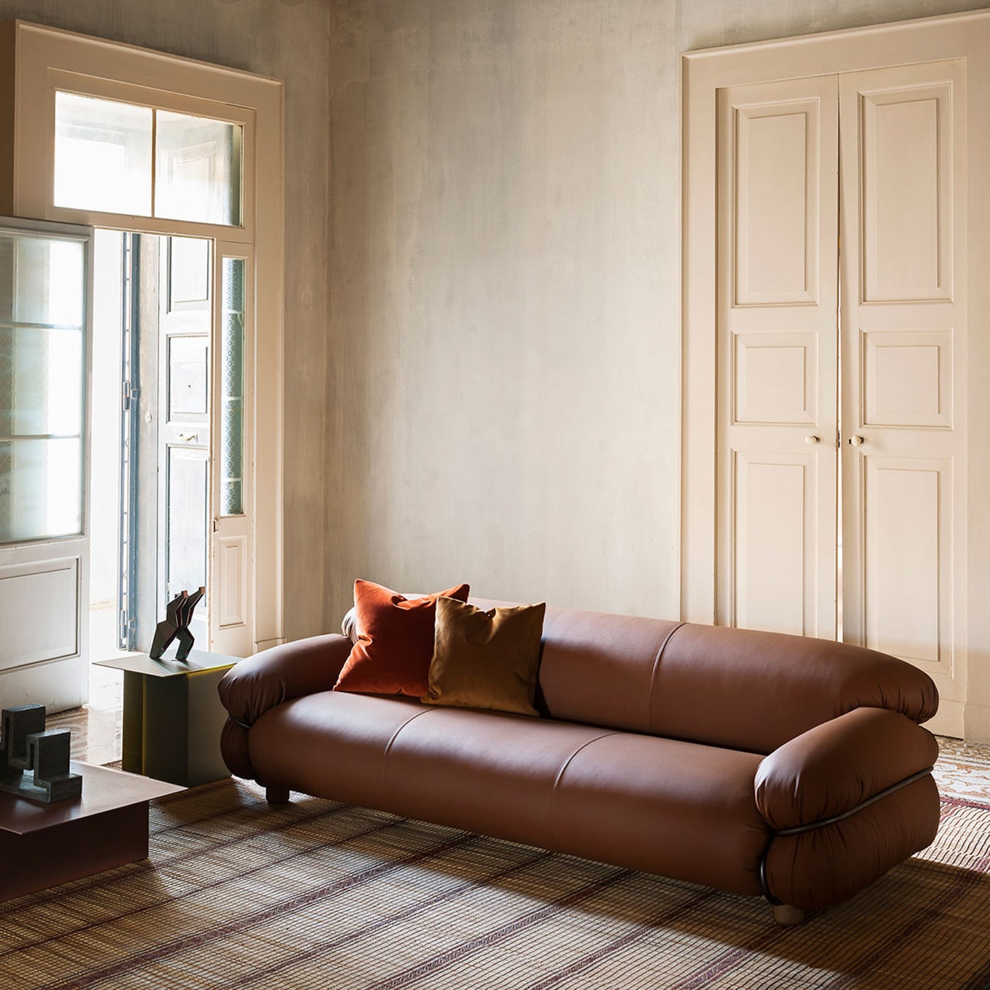 Sesann Sofa by Gianfranco Frattini